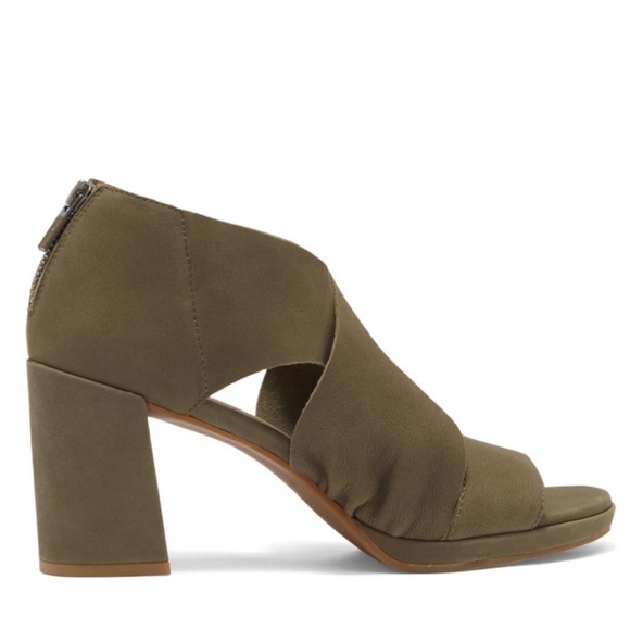 Eileen Fisher Marla Block Heel Crisscross Strappy  Sandals - Picture 1 of 9